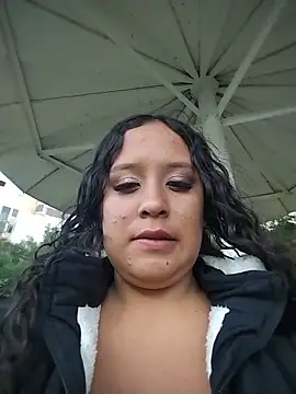 Snapshot of You-sexy-starr chatting on July 17, 11:09 pm You-sexy-starr online show from July 17, 11:09 pm