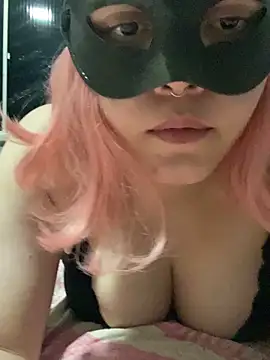 loveloly  online show from March 29, 5:07 am