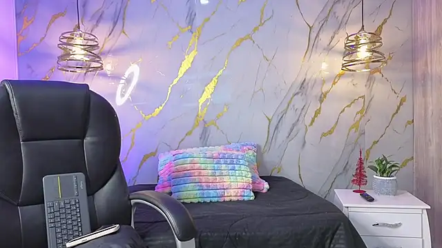 Scaarlettfox online show from March 19, 7:40 pm