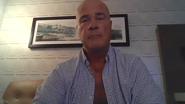 cyclone1212 online show from April 29, 2:26 am