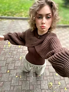 KellyKeler online show from October 11, 11:53 am