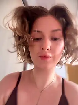 Snapshot of KellyKeler chatting on March 14, 10:32 am KellyKeler online show from March 14, 10:32 am