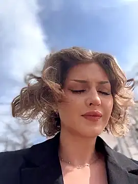 Snapshot of KellyKeler chatting on March 19, 11:03 am KellyKeler online show from March 19, 11:03 am