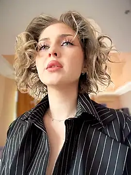 Snapshot of KellyKeler chatting on March 21, 10:09 am KellyKeler online show from March 21, 10:09 am