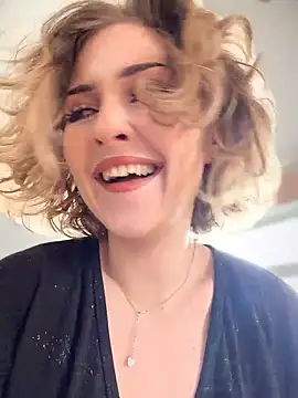 Snapshot of KellyKeler chatting on April 1, 10:16 am KellyKeler online show from April 1, 10:16 am