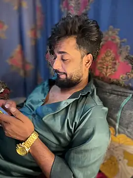 Munny6677 online show from March 31, 6:30 pm