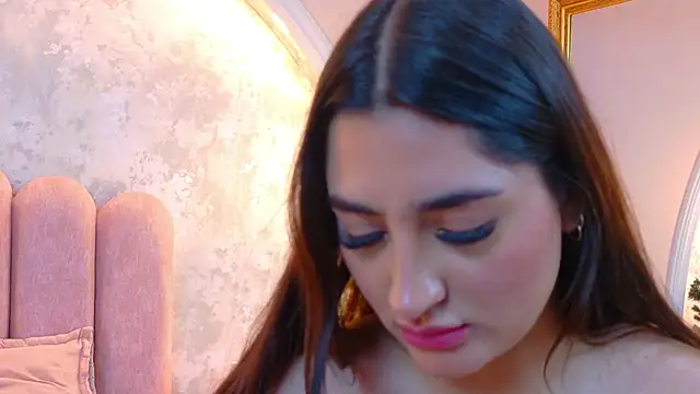 JasmineRhodes online show from January 5, 5:27 pm