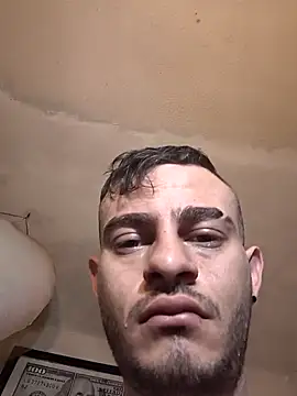 bigcockwhite777 online show from February 13, 9:00 pm