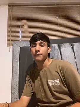 Snapshot of cody_fox10 chatting on September 22, 7:27 pm cody fox10 online show from September 22, 7:27 pm