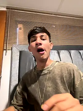 Snapshot of cody_fox10 chatting on October 7, 7:11 pm cody fox10 online show from October 7, 7:11 pm