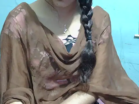 Snapshot of lovely_soniya chatting on October 9, 4:43 am lovely soniya online show from October 9, 4:43 am