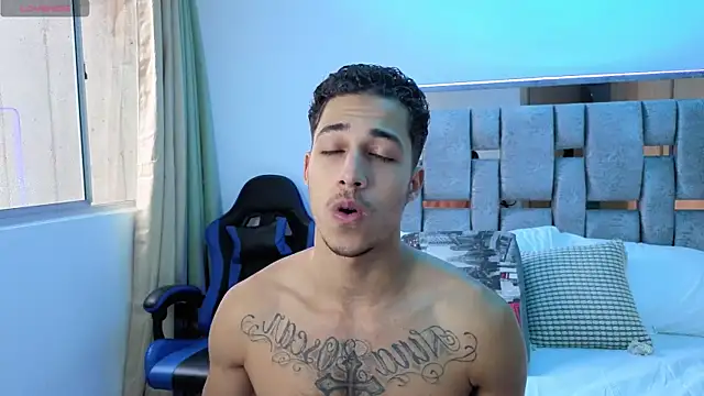 orionblaze69  online show from October 23, 9:13 pm