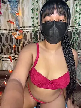 Ariana  Marie online show from October 31, 5:36 pm