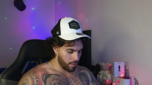 Ades Lowe online show from March 27, 5:46 am