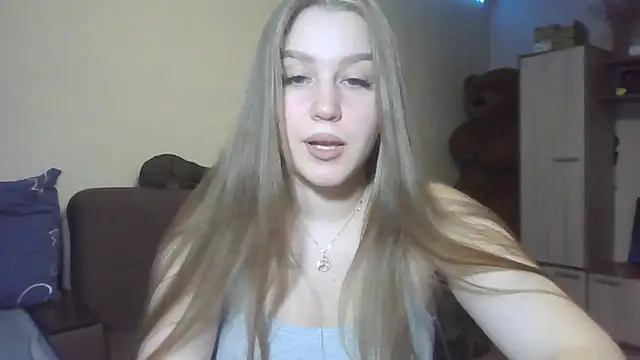 yourhoney Lola  online show from October 20, 1:44 pm