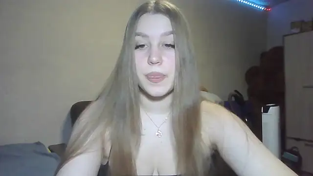 yourhoney Lola  online show from October 27, 11:47 am