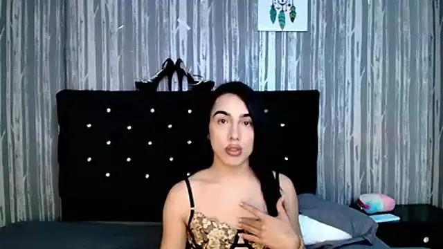 Alicee Moonn online show from February 3, 8:58 pm