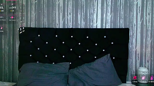 Alicee Moonn online show from March 29, 5:24 pm