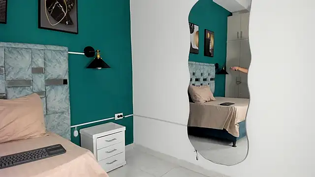 tamara lovv online show from November 18, 12:20 pm