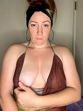 ChiliRoja online show from November 29, 7:44 am