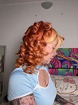 YunoRose  online show from October 19, 3:40 am