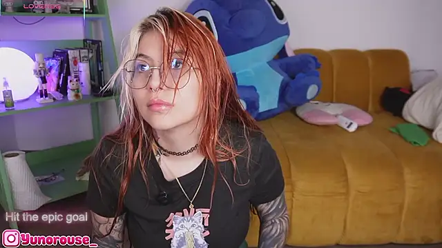 YunoRose  online show from March 14, 4:29 am