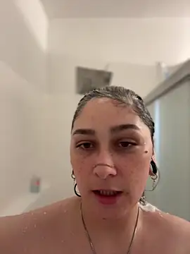 Snapshot of Alix_Valentine chatting on September 29, 9:52 pm Alix Valentine online show from September 29, 9:52 pm