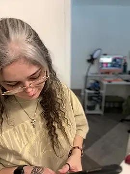 Alix Valentine online show from January 13, 5:51 pm