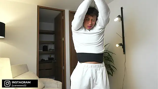 DeusbelliS online show from April 15, 1:12 am