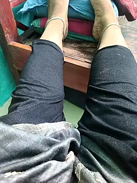 Villageanuty online show from April 10, 12:43 pm