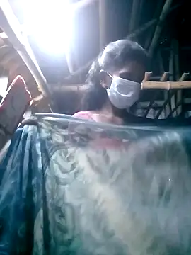 Snapshot of Tamilauntyhot chatting on September 13, 4:23 am Tamilauntyhot online show from September 13, 4:23 am