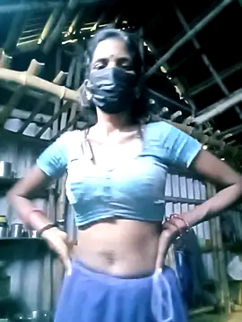 Snapshot of Tamilauntyhot chatting on September 18, 2:13 am Tamilauntyhot online show from September 18, 2:13 am