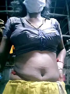 Snapshot of Tamilauntyhot chatting on October 5, 3:21 pm Tamilauntyhot online show from October 5, 3:21 pm