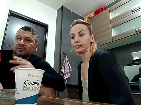 Aly-john1985 online show from September 13, 6:13 am