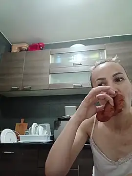 Aly-john1985 online show from October 9, 5:49 am