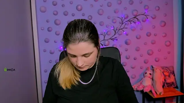 Snapshot of inga_gree chatting on January 6, 8:34 pm inga gree online show from January 6, 8:34 pm