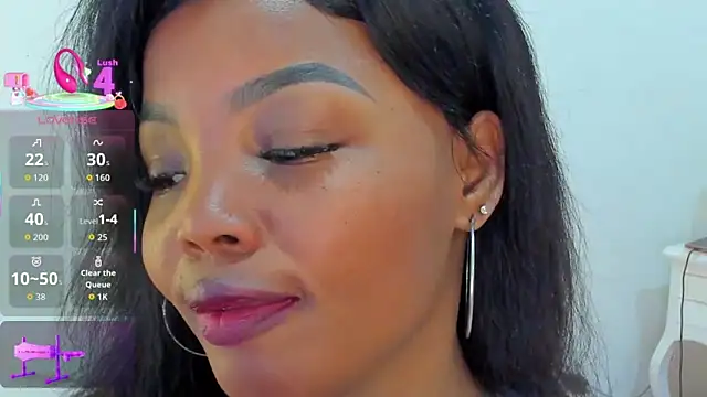 Snapshot of dakhota___ chatting on December 20, 10:55 am dakhota online show from December 20, 10:55 am