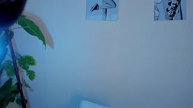 Snapshot of SamayRyann chatting on January 10, 1:24 pm SamayRyann online show from January 10, 1:24 pm