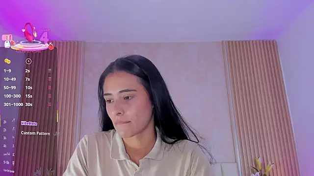 Snapshot of ZOEBARLOWE chatting on October 14, 7:03 pm ZOEBARLOWE online show from October 14, 7:03 pm