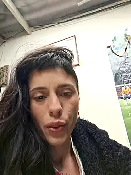 Snapshot of Samy_Hoops chatting on May 25, 4:35 pm Samy Hoops online show from May 25, 4:35 pm