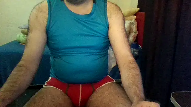 Snapshot of st206boy chatting on January 7, 2:25 am st206boy online show from January 7, 2:25 am