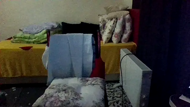 Snapshot of st206boy chatting on February 24, 9:24 pm st206boy online show from February 24, 9:24 pm