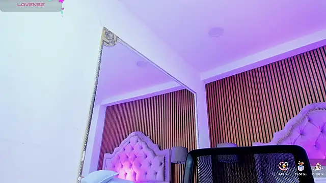 SelenaStonne online show from November 11, 7:58 pm