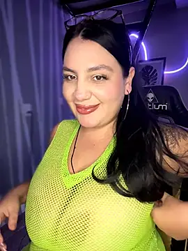 victoria amatista  online show from March 3, 5:13 am