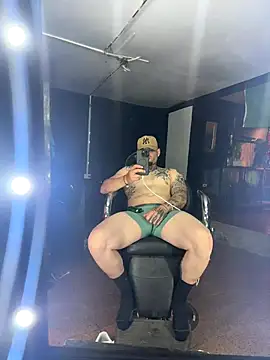crazybarber69 online show from September 20, 7:09 am