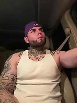 crazybarber69 online show from December 2, 1:22 am