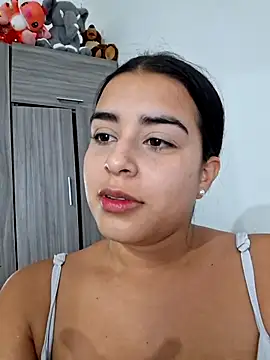 Snapshot of channell0 chatting on September 23, 5:43 am channell0 online show from September 23, 5:43 am