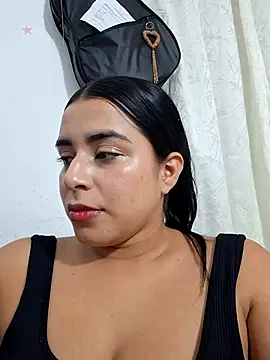 Snapshot of channell0 chatting on October 11, 5:17 am channell0 online show from October 11, 5:17 am