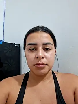 Snapshot of channell0 chatting on November 11, 6:35 am channell0 online show from November 11, 6:35 am