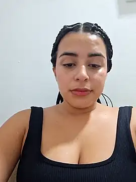 Snapshot of channell0 chatting on December 5, 5:38 am channell0 online show from December 5, 5:38 am